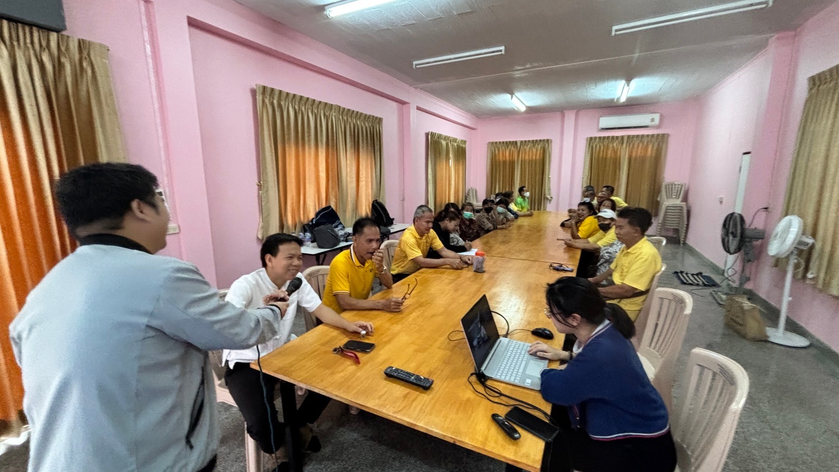 สพอ.บางกรวยดำเนินโครงการทบทวน กำหนดทิศทาง และปรับแผนการพัฒนาหมู่บ้าน บ้านบางราวนก หมู่ 7 ตำบลมหาสวัสดิ์