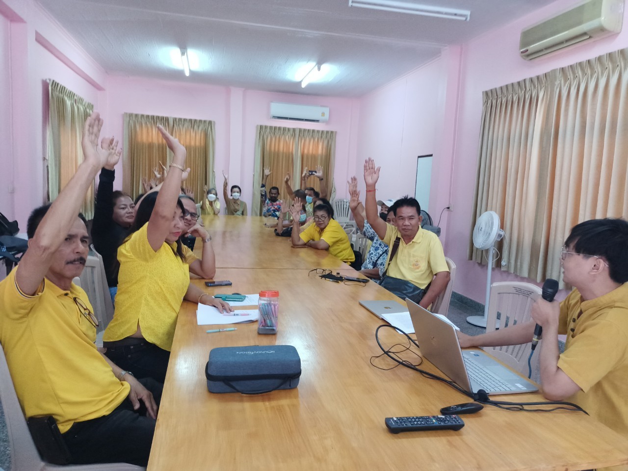 สพอ.บางกรวยดำเนินโครงการทบทวน กำหนดทิศทาง และปรับแผนการพัฒนาหมู่บ้าน บ้านบางราวนก หมู่ 7 ตำบลมหาสวัสดิ์