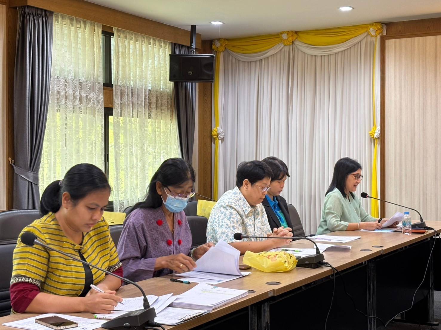 📢พช.บางบัวทอง จัดประชุมคณะอนุกรรมการกลั่นกรองและติดตามการดำเนินงานกองทุนพัฒนาบทบาทสตรีอำเภอ(อกส.อ) อำเภอบางบัวทอง ครั้งที่ 2/2568