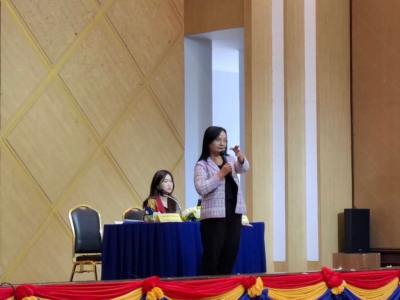 พช.นนท์ ร่วมดำเนินขับเคลื่อนโครงการส่งเสริมเเละเพิ่มประสิทธิภาพการจัดเก็บข้อมูลความจำเป็นพื้นฐาน (จปฐ.)