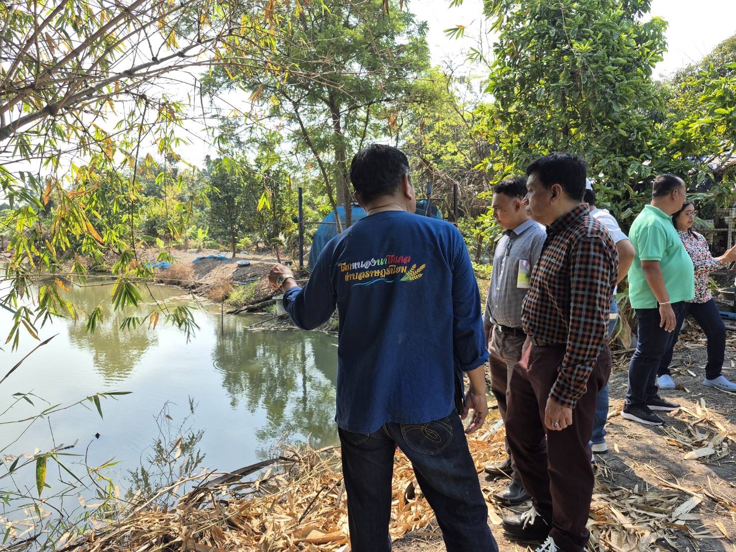 “พช.นนทบุรี ร่วมกับ สพอ.ไทรน้อยต้อนรับคณะศึกษาดูงานศูนย์เรียนรู้การพัฒนาคุณภาพชีวิตตามหลักทฤษฎีใหม่ ประยุกต์สู่ “โคก หนอง นา”