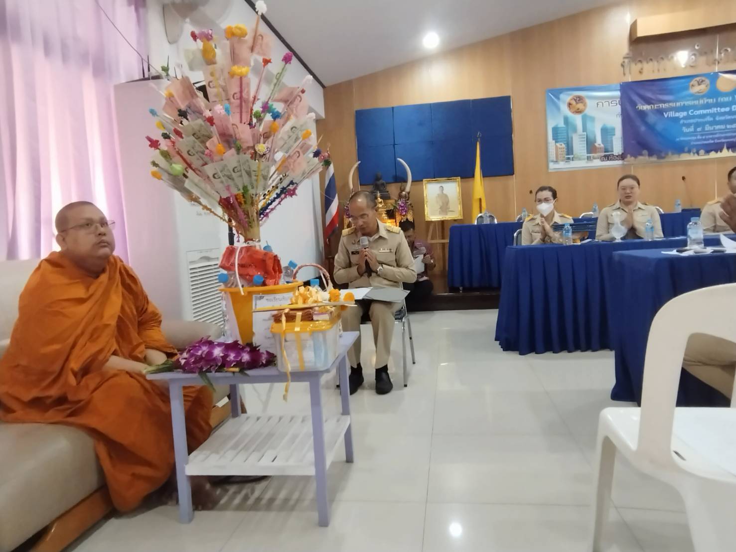 อำเภอปากเกร็ด หนุนความเป็นอยู่เด็กยากไร้ จัดกิจกรรมทอดผ้าป่าสมทบกองทุนพัฒนาเด็กชนบทในพระราชูปถัมภ์ฯ