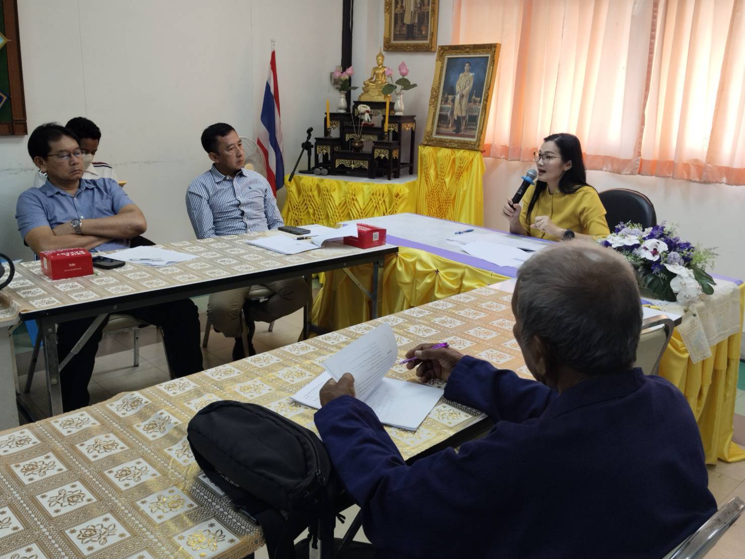 สพอ.ปากเกร็ด ดำเนินโครงการสนับสนุนและให้ความช่วยเหลือครัวเรือนยากจนแบบบูรณาการ กิจกรรมที่ 1 ประชุมเชิงปฏิบัติการเพื่อบูรณาการความร่วมมือในการช่วยเหลือครัวเรือนยากจน