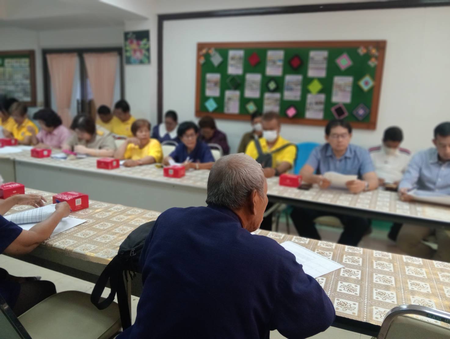 สพอ.ปากเกร็ด ดำเนินโครงการสนับสนุนและให้ความช่วยเหลือครัวเรือนยากจนแบบบูรณาการ กิจกรรมที่ 1 ประชุมเชิงปฏิบัติการเพื่อบูรณาการความร่วมมือในการช่วยเหลือครัวเรือนยากจน