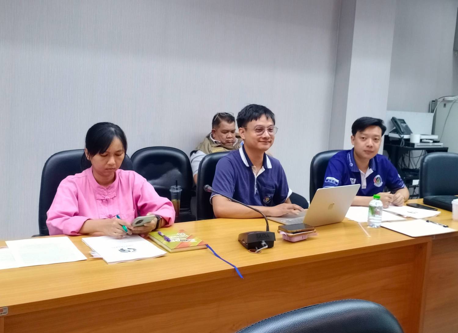 📢📢 พช.นนทบุรี จัดประชุมคณะทำงานขับเคลื่อนกองทุนพัฒนาบทบาทสตรีจังหวัดนนทบุรี ครั้งที่ 2/2568