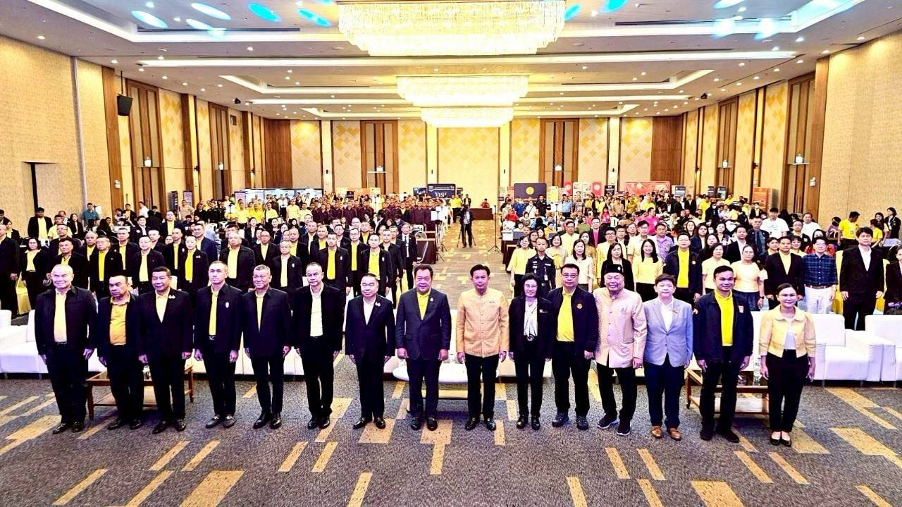 💸💸 พช.นนทบุรี ร่วมกิจกรรมมหกรรมแก้หนี้ สร้างวิถีแห่งความเป็นธรรม ปีที่ 2 จังหวัดนนทบุรี 💸💸