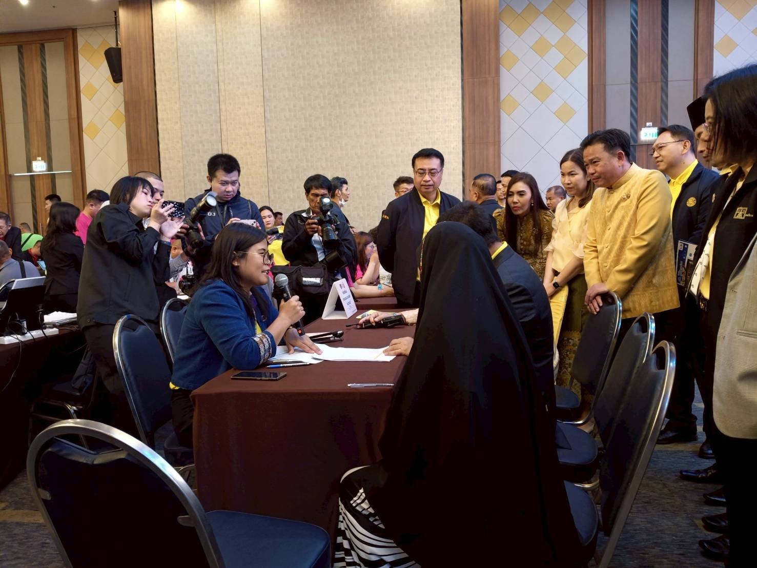 💸💸 พช.นนทบุรี ร่วมกิจกรรมมหกรรมแก้หนี้ สร้างวิถีแห่งความเป็นธรรม ปีที่ 2 จังหวัดนนทบุรี 💸💸