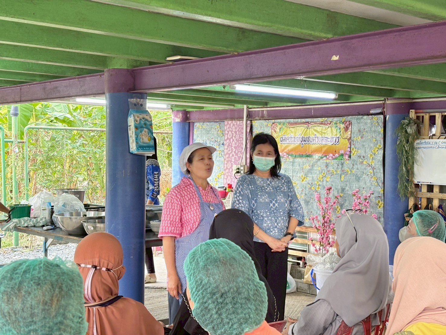 🏡พช.บางบัวทอง ดำเนินโครงการสนับสนุนและให้ความช่วยเหลือครัวเรือนยากจนแบบบูรณาการ กิจกรรมที่ 2 ดำเนินกิจกรรม/โครงการให้ความช่วยเหลือครัวเรือนยากจน