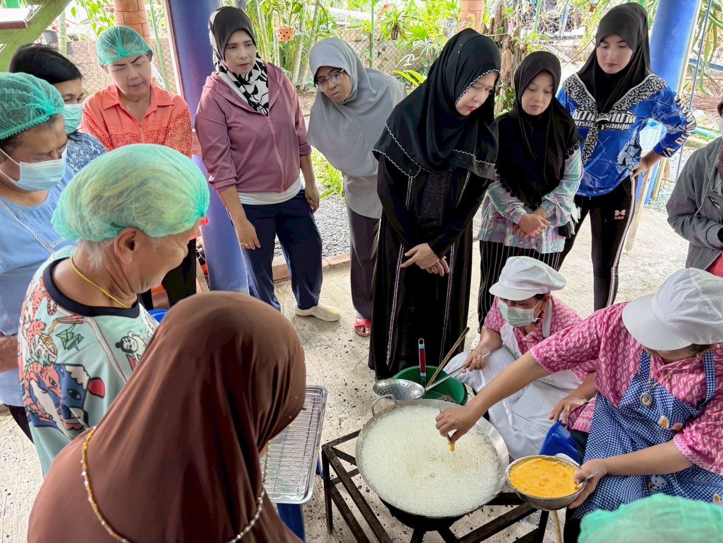 🏡พช.บางบัวทอง ดำเนินโครงการสนับสนุนและให้ความช่วยเหลือครัวเรือนยากจนแบบบูรณาการ กิจกรรมที่ 2 ดำเนินกิจกรรม/โครงการให้ความช่วยเหลือครัวเรือนยากจน