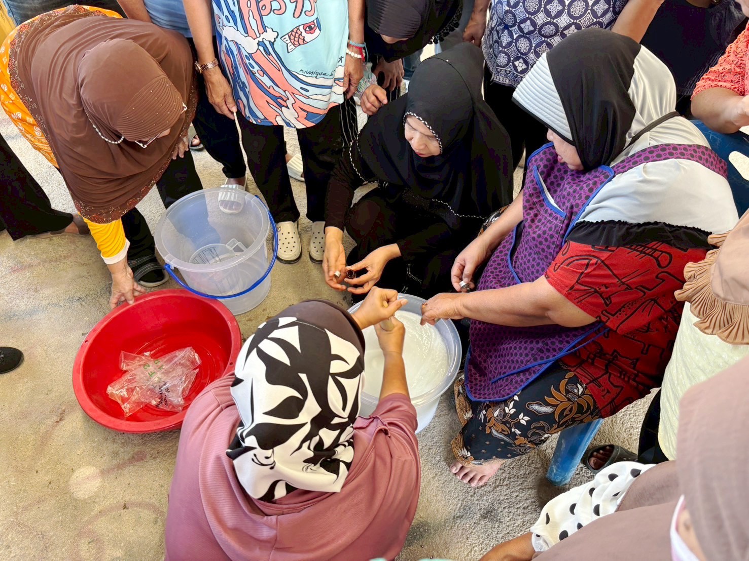 🏡พช.บางบัวทอง ดำเนินโครงการสนับสนุนและให้ความช่วยเหลือครัวเรือนยากจนแบบบูรณาการ กิจกรรมที่ 2 ดำเนินกิจกรรม/โครงการให้ความช่วยเหลือครัวเรือนยากจน