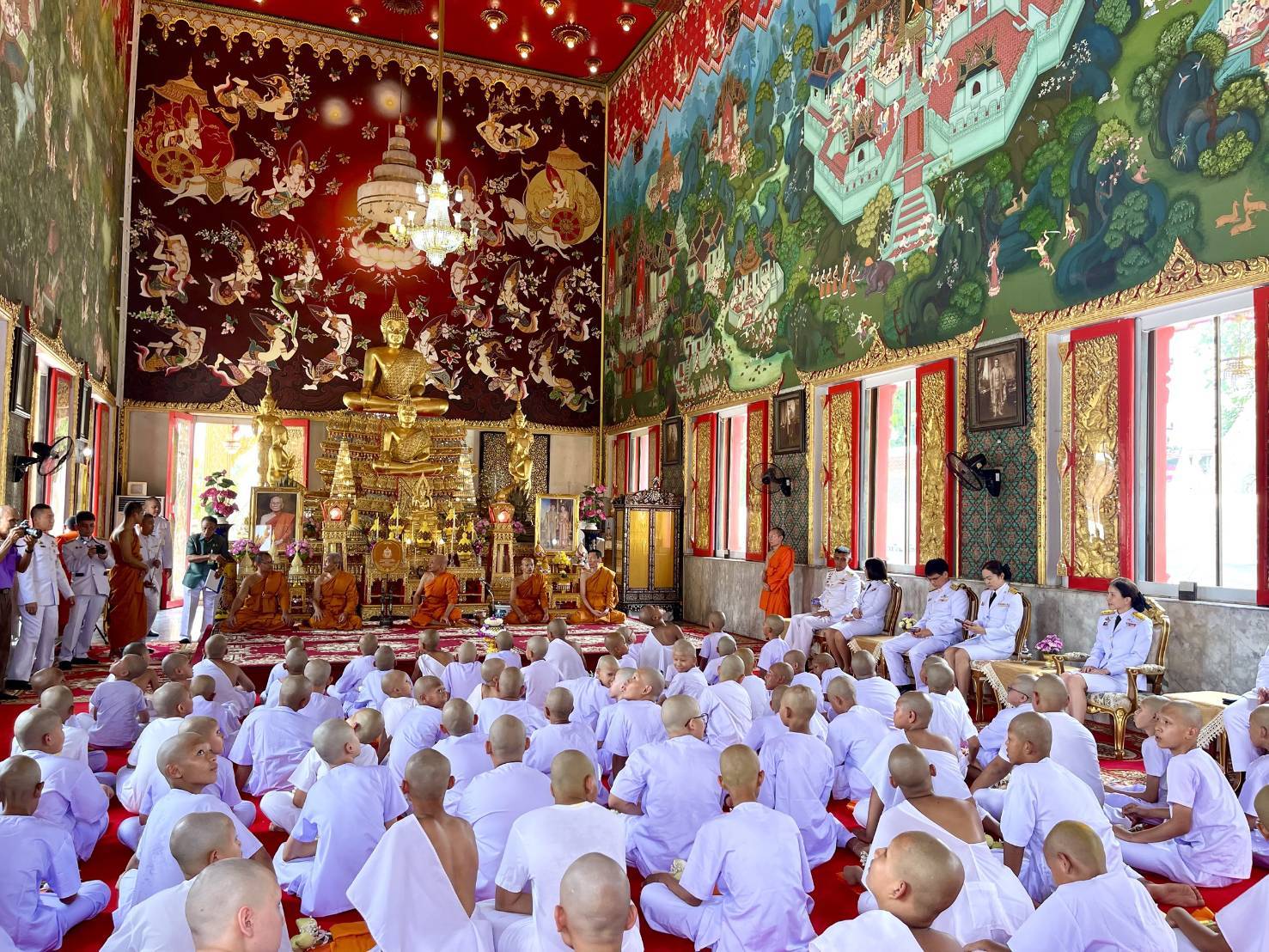 จังหวัดนนทบุรีจัดพิธีเจริญพระพุทธมนต์และพิธีบรรพชาสามเณรเพื่อเฉลิมพระเกียรติสมเด็จพระกนิษฐาธิราชเจ้า กรมสมเด็จพระเทพรัตนราชสุดาฯ สยามบรมราชกุมารี เนื่องในโอกาสวันคล้ายวันพระสมภพ 2 เมษายน
