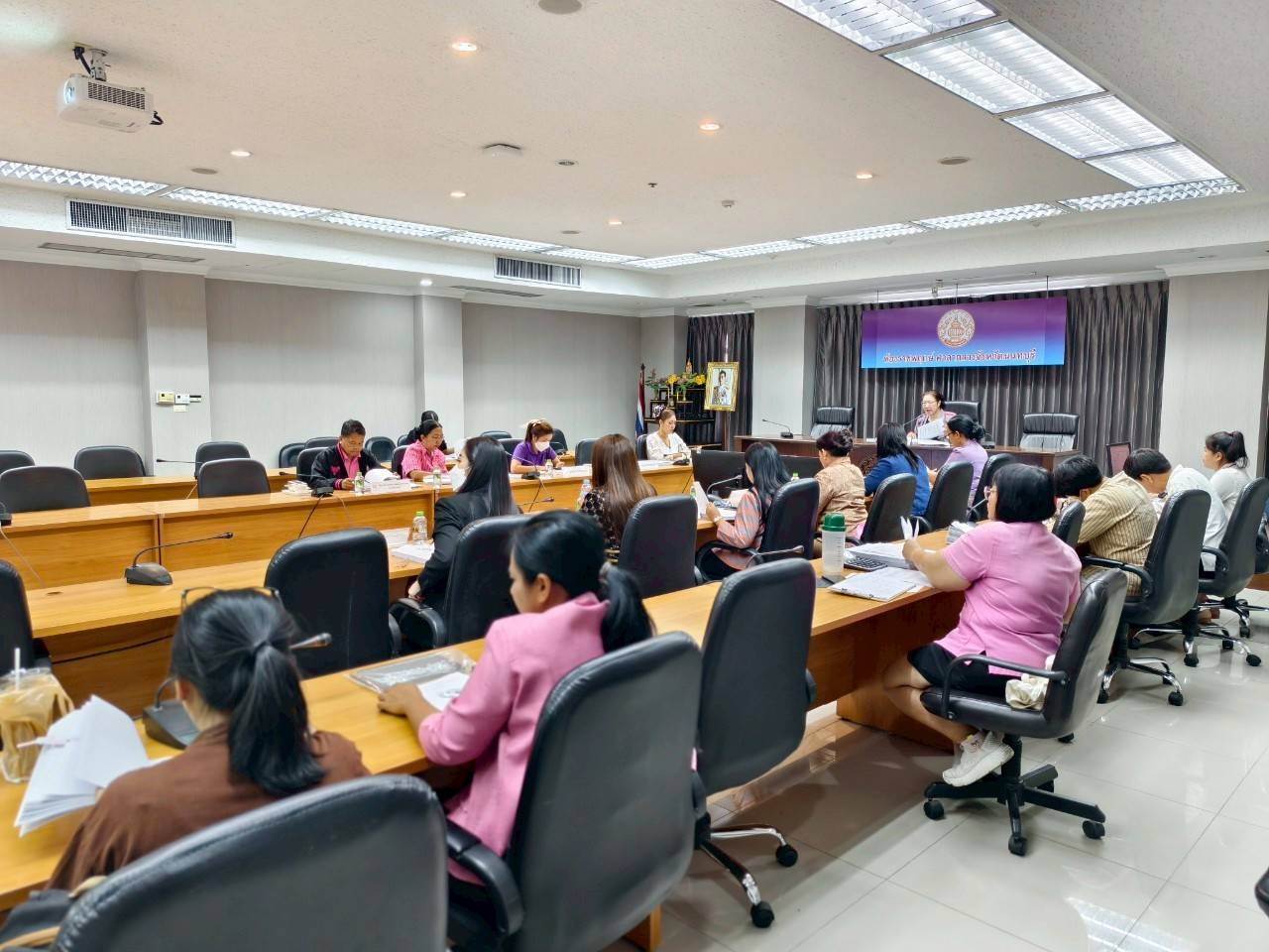 📢📢 พช.นนทบุรี จัดประชุมคณะอนุกรรมการบริหารกองทุนพัฒนาบทบาทสตรี ครั้งที่ 4/2568