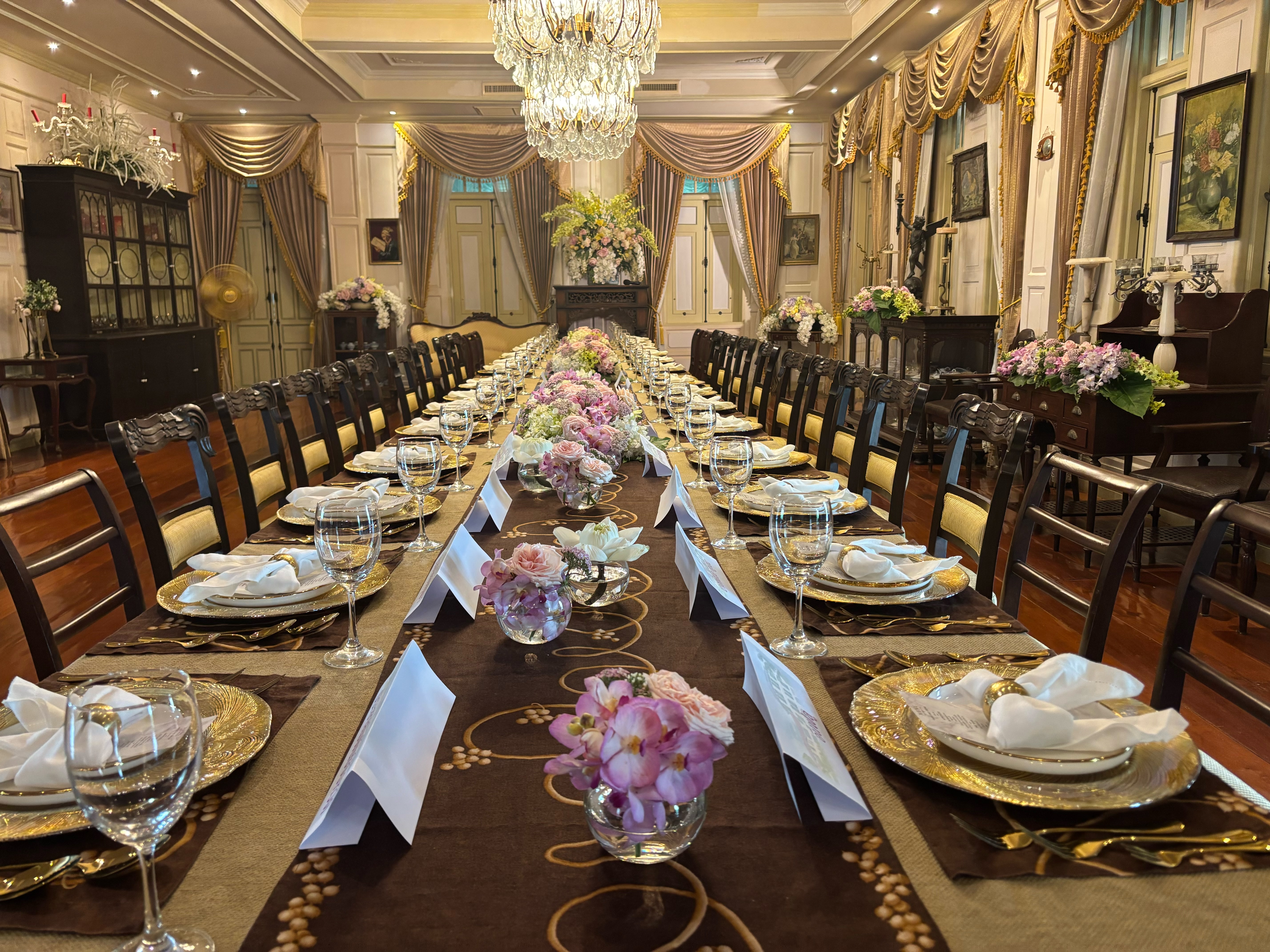 ผู้ว่าราชการจังหวัดนนทบุรีมอบรางวัลตามโครงการยกระดับอาหารถิ่นรสไทยแท้