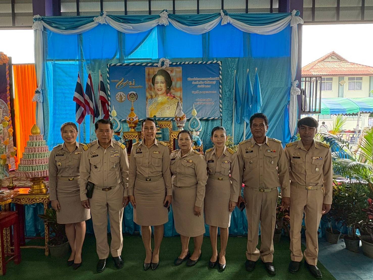 ✨️✨️สำนักงานพัฒนาชุมชนจังหวัดนนทบุรี และสำนักงานพัฒนาชุมชนอำเภอไทรน้อย ร่วมกิจกรรมเกษตรเคลื่อนที่ในพระราชานุเคราะห์ สมเด็จพระบรมโอรสาธิราชฯ สยามมกุฎราชกุมารี ประจำปีงบประมาณ พ.ศ. 2568 ไตรมาสที่ 3 และโครงการ “หน่วยบำบัดทุกข์ บำรุงสุข สร้างร้อยยิ้มให้ประชาชน” จังหวัดนนทบุรี ประจำปี พ.ศ. 2568 ครั้งที่ 2 (จังหวัดเคลื่อนที่)