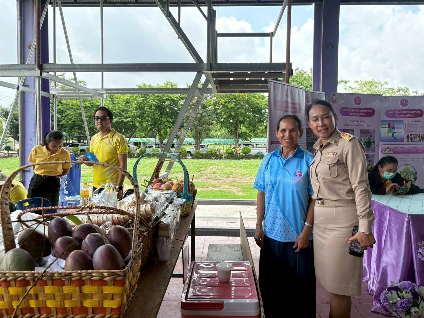 ✨️✨️สำนักงานพัฒนาชุมชนจังหวัดนนทบุรี และสำนักงานพัฒนาชุมชนอำเภอไทรน้อย ร่วมกิจกรรมเกษตรเคลื่อนที่ในพระราชานุเคราะห์ สมเด็จพระบรมโอรสาธิราชฯ สยามมกุฎราชกุมารี ประจำปีงบประมาณ พ.ศ. 2568 ไตรมาสที่ 3 และโครงการ “หน่วยบำบัดทุกข์ บำรุงสุข สร้างร้อยยิ้มให้ประชาชน” จังหวัดนนทบุรี ประจำปี พ.ศ. 2568 ครั้งที่ 2 (จังหวัดเคลื่อนที่)