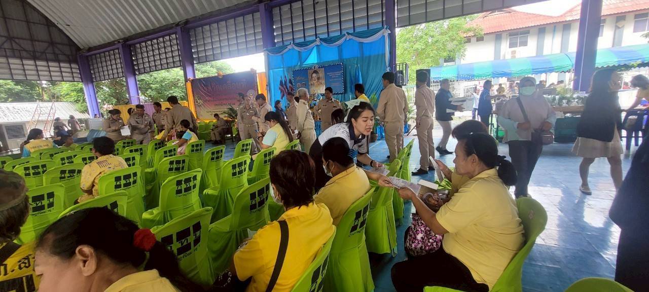 ✨️✨️สำนักงานพัฒนาชุมชนจังหวัดนนทบุรี และสำนักงานพัฒนาชุมชนอำเภอไทรน้อย ร่วมกิจกรรมเกษตรเคลื่อนที่ในพระราชานุเคราะห์ สมเด็จพระบรมโอรสาธิราชฯ สยามมกุฎราชกุมารี ประจำปีงบประมาณ พ.ศ. 2568 ไตรมาสที่ 3 และโครงการ “หน่วยบำบัดทุกข์ บำรุงสุข สร้างร้อยยิ้มให้ประชาชน” จังหวัดนนทบุรี ประจำปี พ.ศ. 2568 ครั้งที่ 2 (จังหวัดเคลื่อนที่)