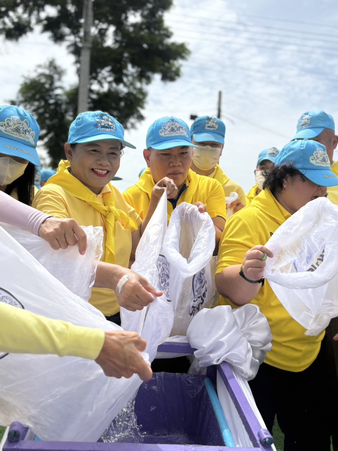 สพจ.นนทบุรี ร่วมกิจกรรรมจิตอาสาเนื่องในวันเฉลิมพระชนมพรรษาสมเด็จพระนางเจ้าสุทิดา พัชรสุธาพิมลลักษณ พระบรมราชินี 3 มิถุนายน 2568