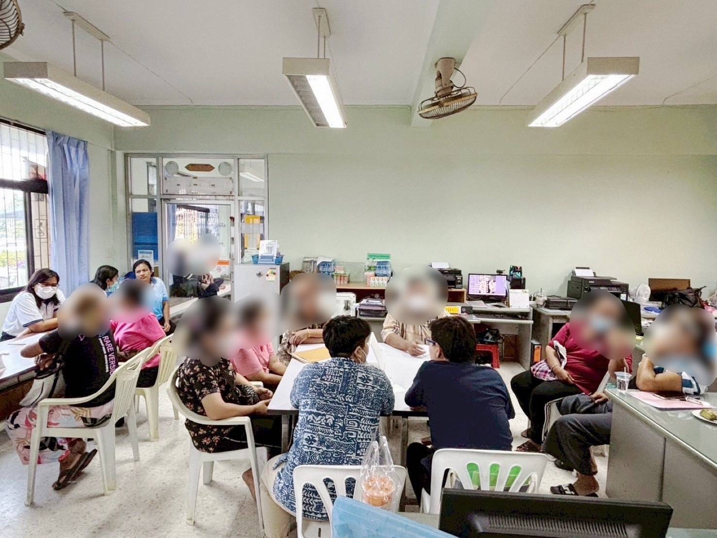 🩷 พช.นนทบุรี ร่วมกับ สพอ.บางบัวทอง ดำเนินการคลินิกให้คำปรึกษาพัฒนาคุณภาพชีวิตสมาชิกกองทุนพัฒนาบทบาทสตรี จังหวัดนนทบุรี 🩷