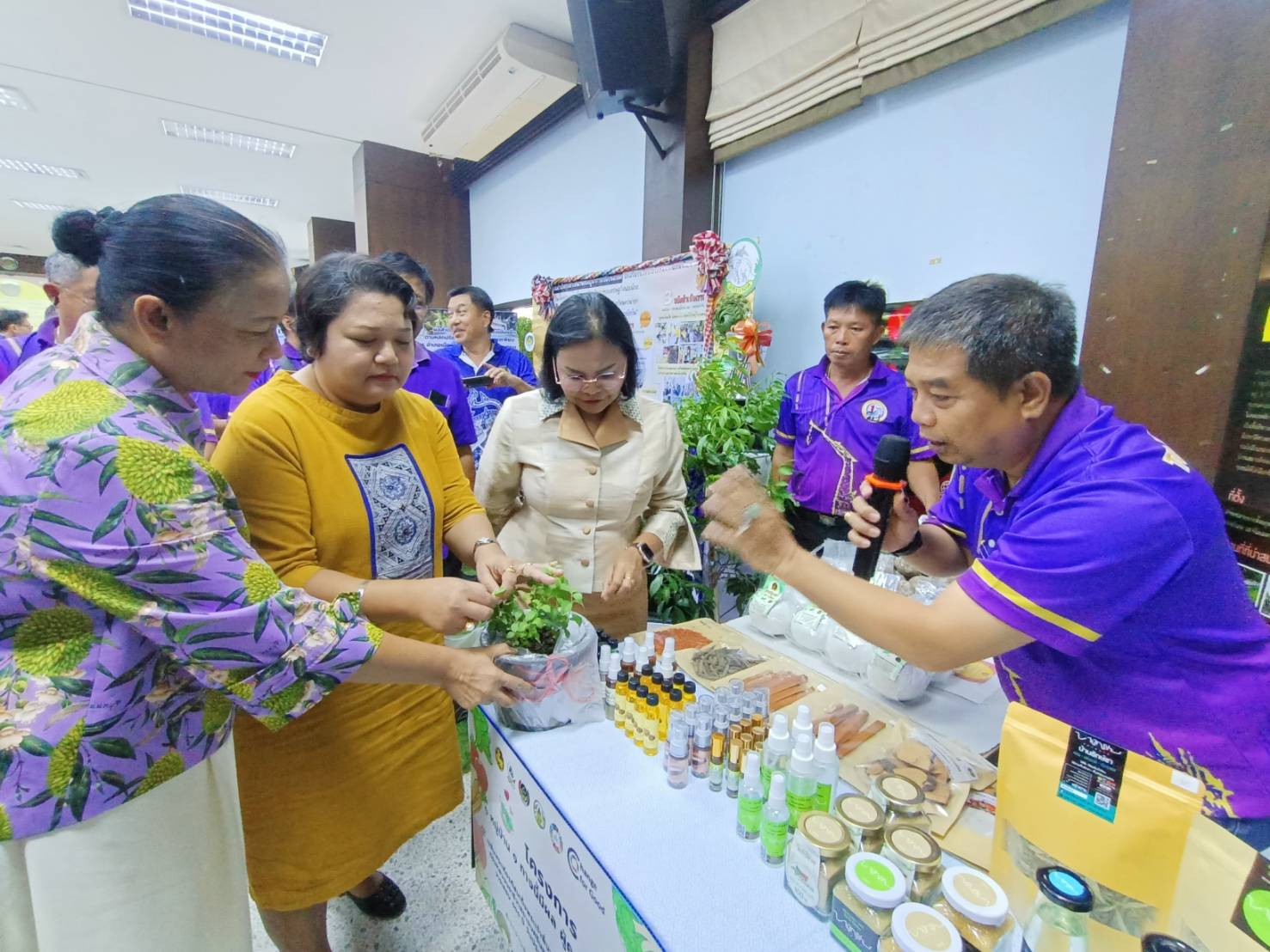📢💯✊สพจ.นนทบุรีร่วมกิจกรรมจัดมหกรรมความสำเร็จของผู้นำการเปลี่ยนแปลง ปี 2568