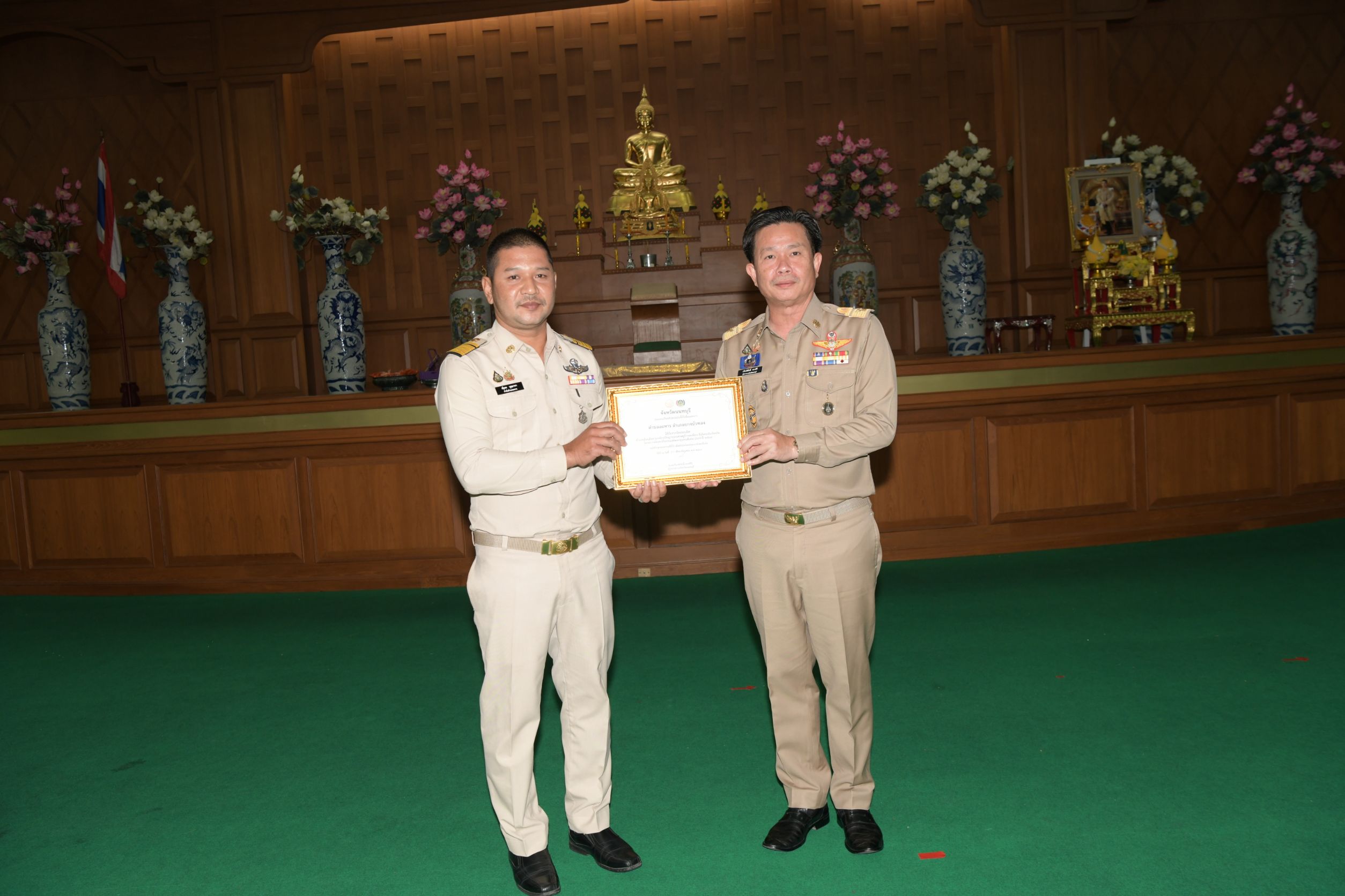 พช.นนทบุรี มอบเกียรติบัตรการคัดสรรกิจกรรมพัฒนาชุมชนดีเด่น ประจำปี 2568 และรางวัลคนกองทุนพัฒนาบทบาทสตรีดีเด่นระดับจังหวัด จังหวัดนนทบุรี ตามโครงการเชิดชูเกียรติคนกองทุนพัฒนาบทบาทสตรี ประจำปี 2568