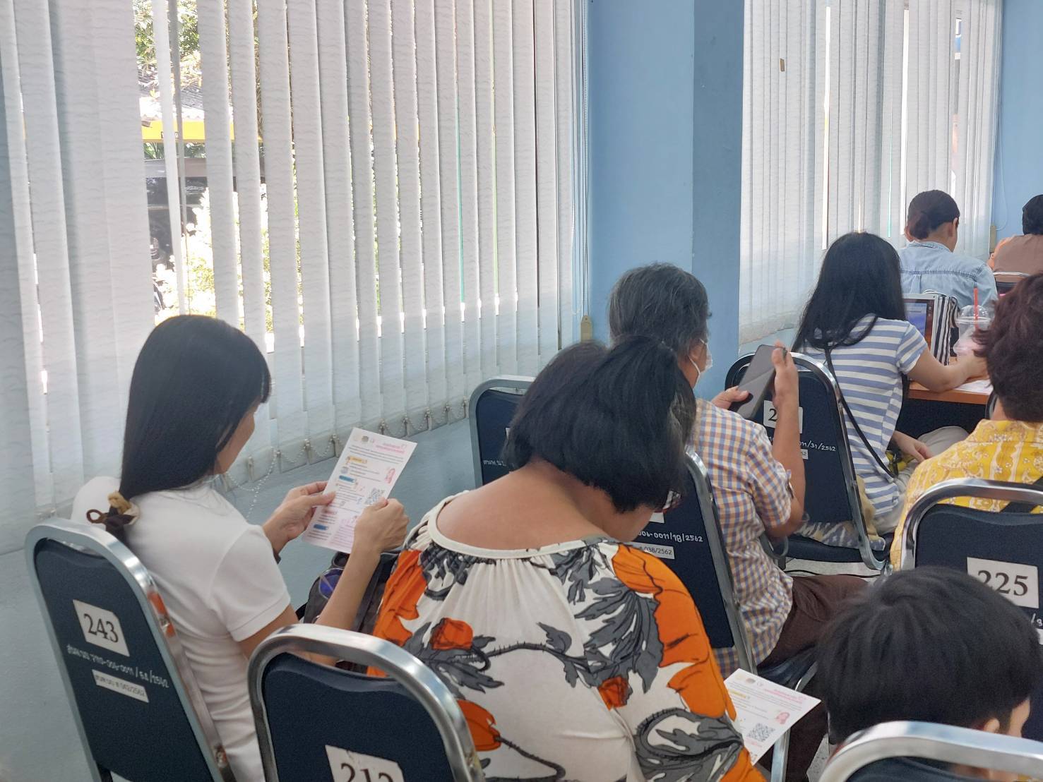 📣📣 พช.นนทบุรี ออกบูธประชาสัมพันธ์รับสมัครสมาชิกกองทุนพัฒนาบทบาทสตรี