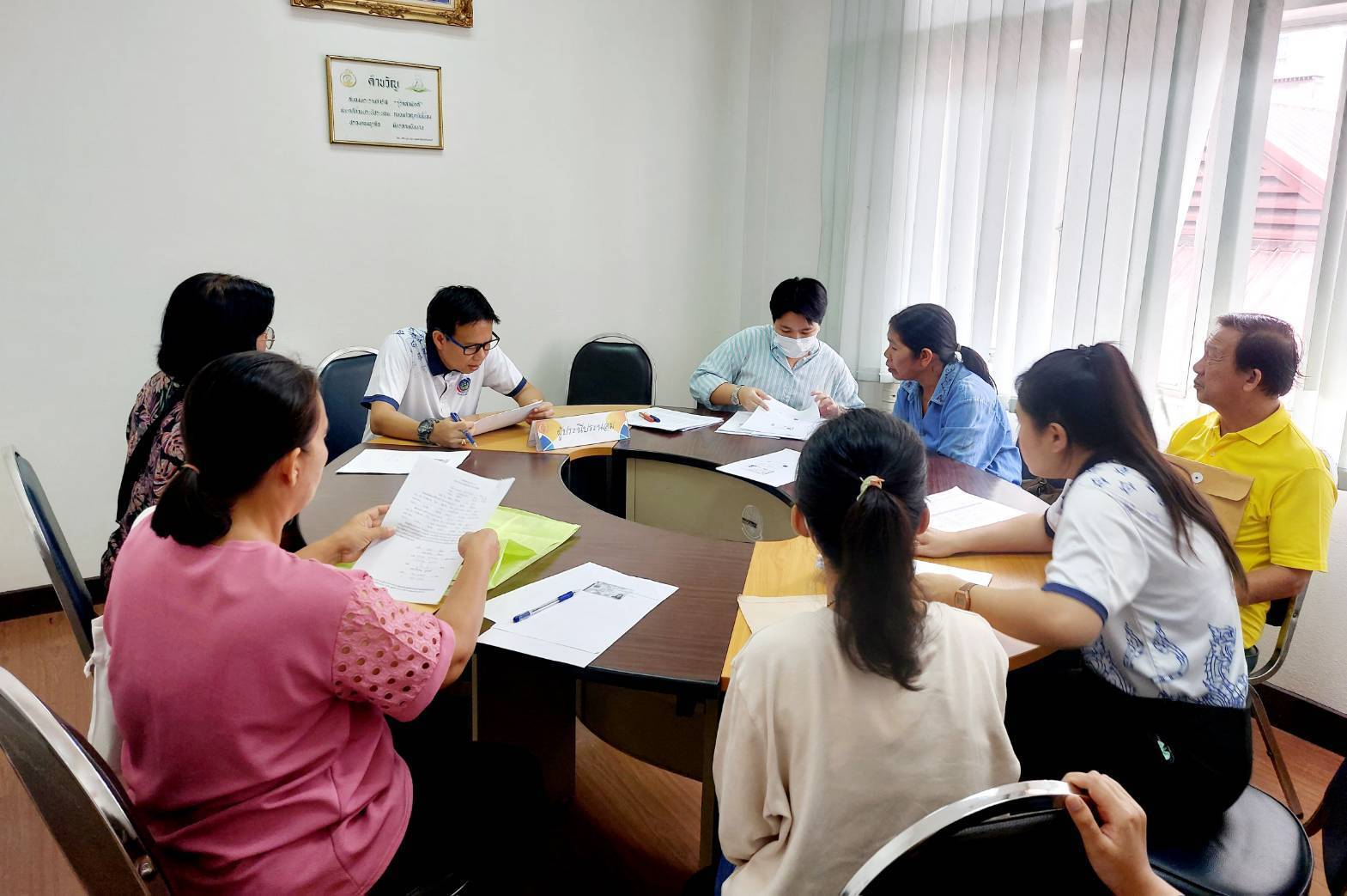 พช.นนทบุรี จับมือร่วมใจไกล่เกลี่ยแก้หนี้กองทุนพัฒนาบทบาทสตรี