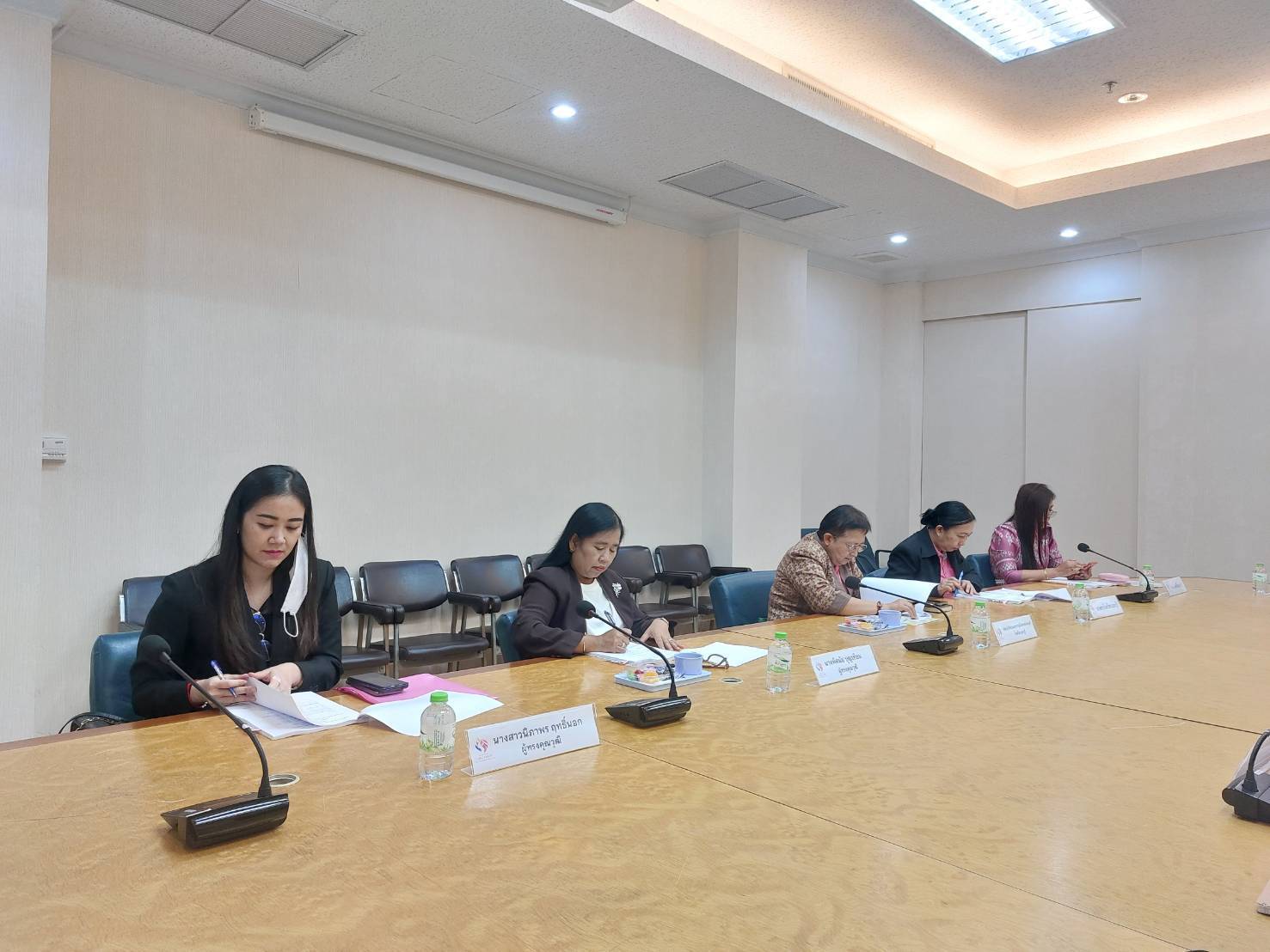 พช.นนทบุรี จัดประชุมคณะอนุกรรมการบริหารกองทุนพัฒนาบทบาทสตรี ครั้งที่ 7/2568