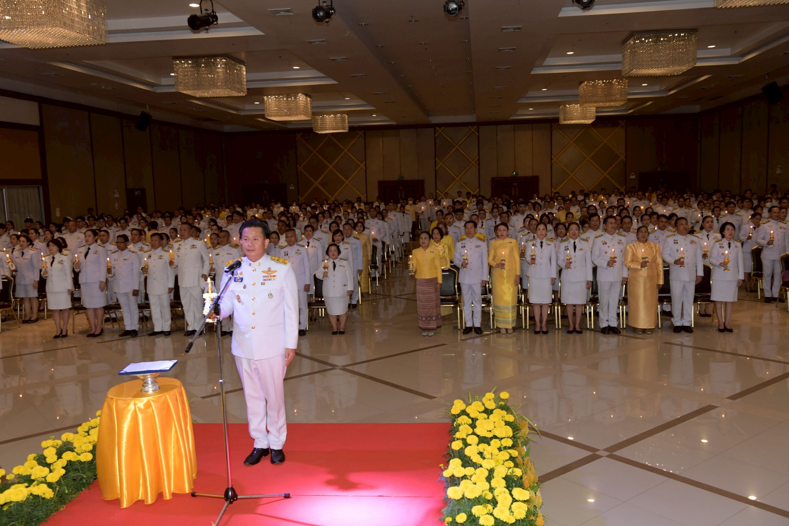 สพจ.นนทบุรี ร่วมพิธีวางพานพุ่มและจุดเทียนถวายพระพรชัยมงคล  เนื่องในโอกาสพระราชพิธีมหามงคลเฉลิมพระชนมพรรษา 28 กรกฎาคม 2568