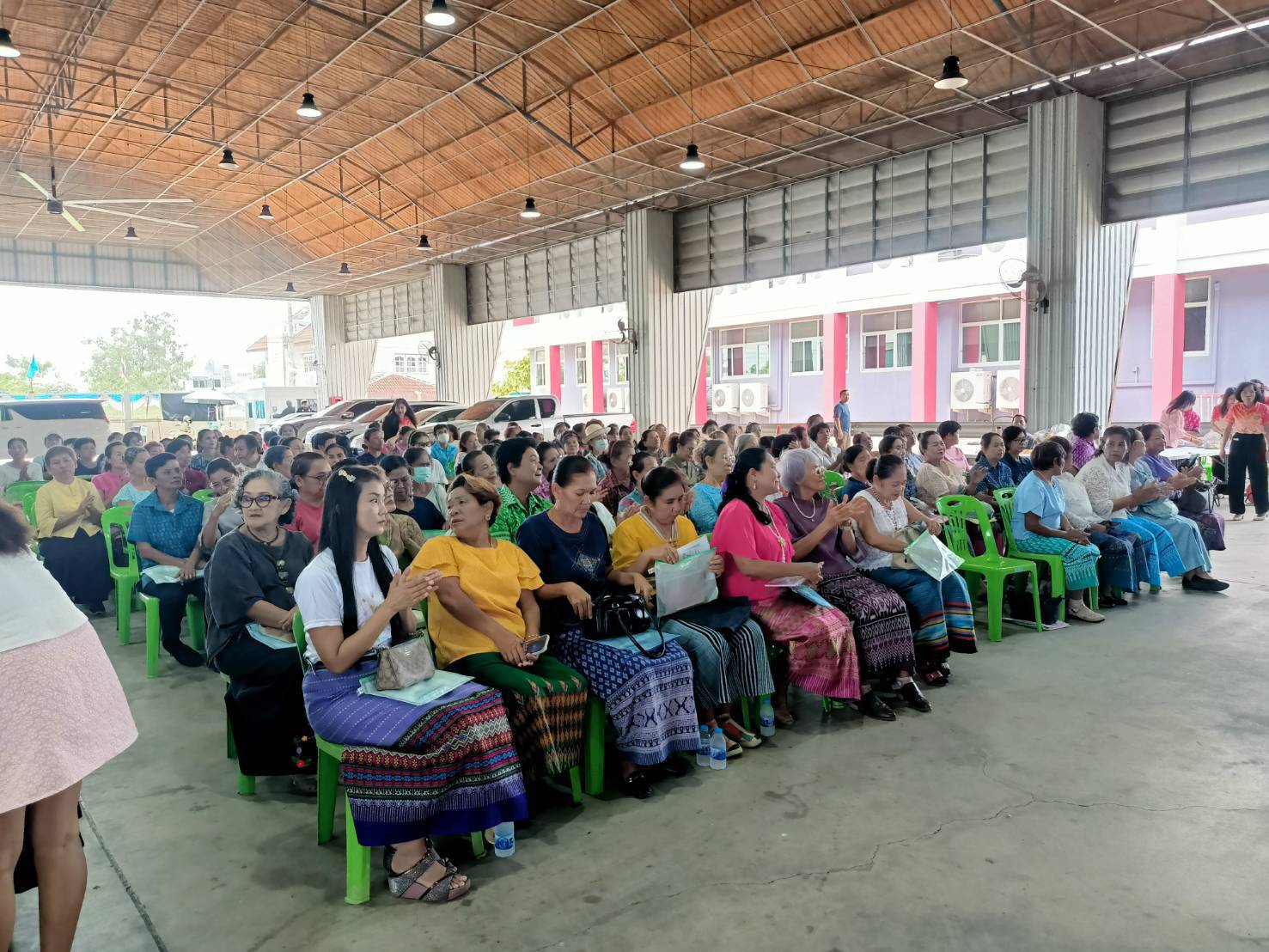 📢✊✅สพจ.นนทบุรีร่วมเป็นวิทยากรโครงการพัฒนาศักยภาพสตรีตำบลศาลากลาง ประจำปีงบประมาณ พ.ศ.2568 เพื่อพัฒนาศักยภาพสตรีจังหวัดนนทบุรี
