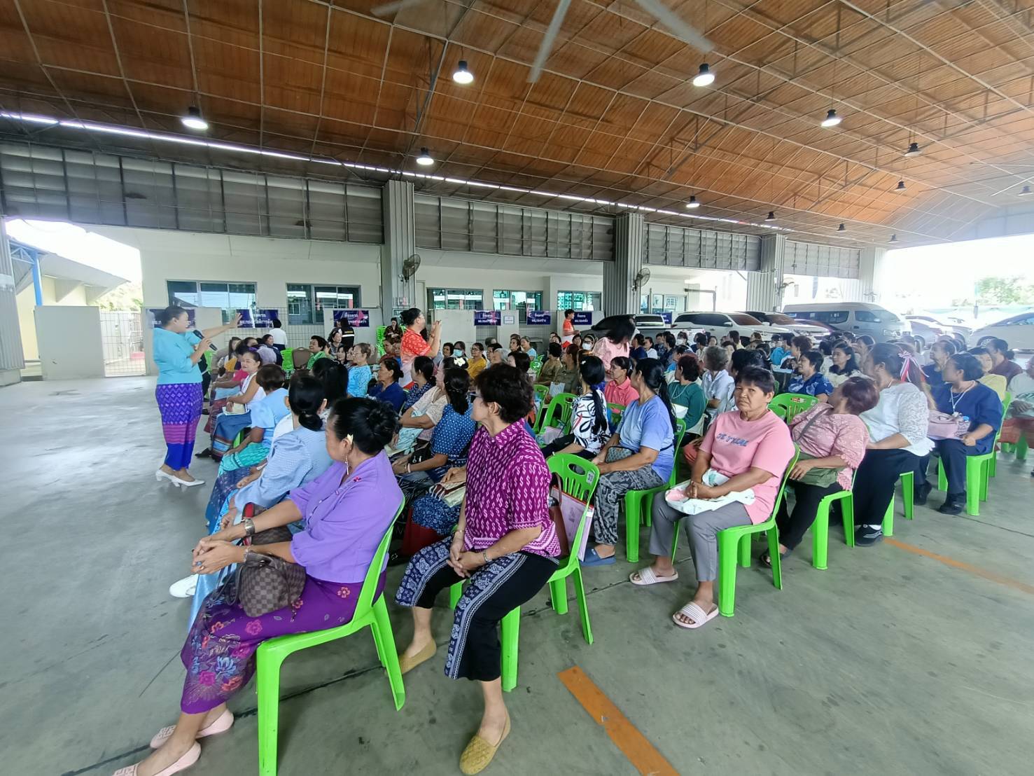 📢✊✅สพจ.นนทบุรีร่วมเป็นวิทยากรโครงการพัฒนาศักยภาพสตรีตำบลศาลากลาง ประจำปีงบประมาณ พ.ศ.2568 เพื่อพัฒนาศักยภาพสตรีจังหวัดนนทบุรี