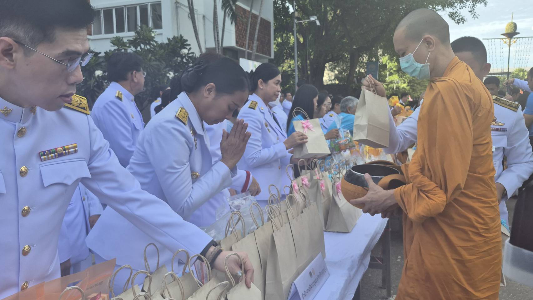 สพจ.นนทบุรี ร่วมกิจกรรมเฉลิมพระเกียรติสมเด็จพระนางเจ้าสิริกิติ์ พระบรมราชินีนาถ พระบรมราชชนนีพันปีหลวง เนื่องในโอกาสมหามงคลเฉลิมพระชนมพรรษา 12 สิงหาคม 2568