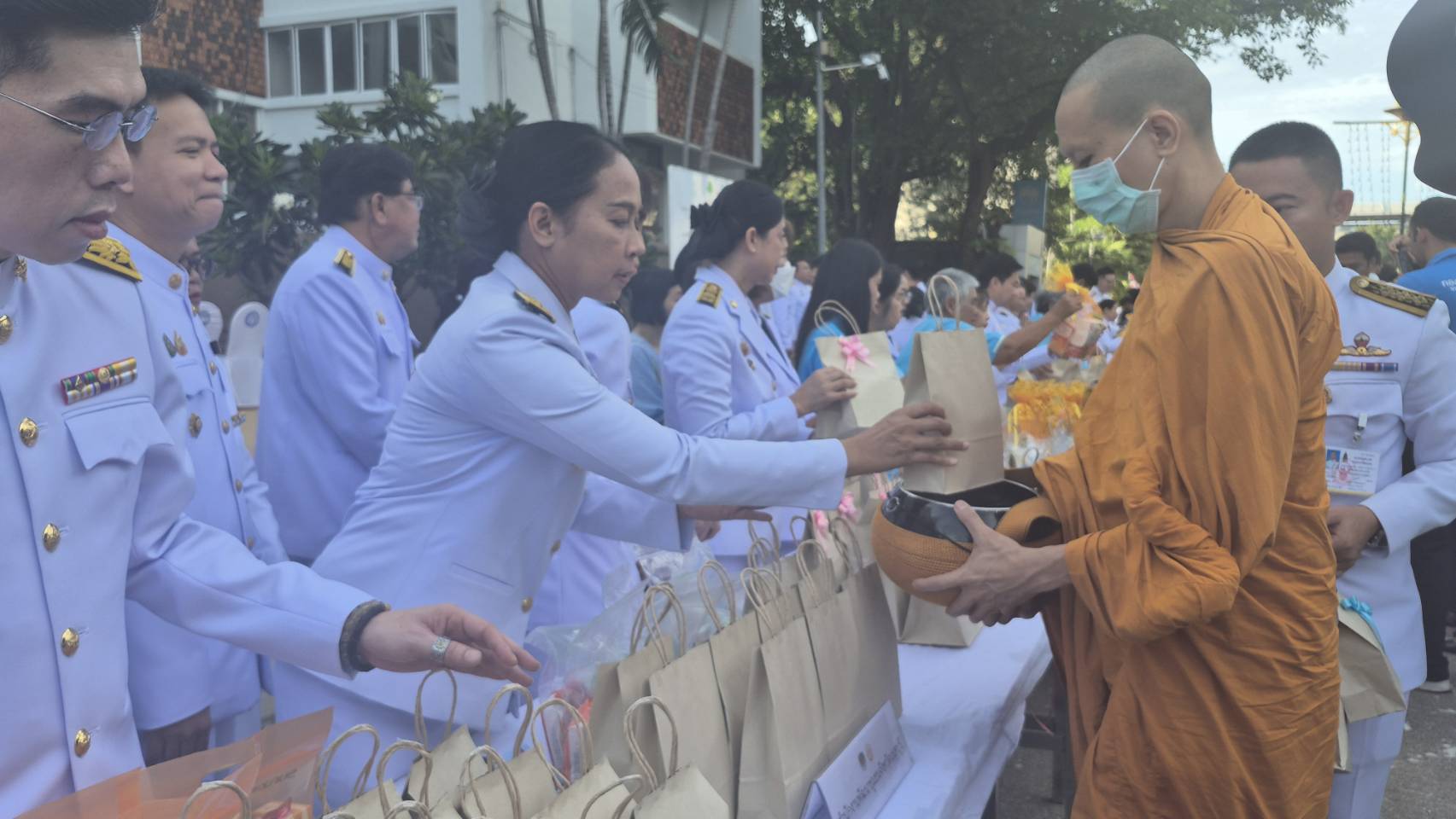 สพจ.นนทบุรี ร่วมกิจกรรมเฉลิมพระเกียรติสมเด็จพระนางเจ้าสิริกิติ์ พระบรมราชินีนาถ พระบรมราชชนนีพันปีหลวง เนื่องในโอกาสมหามงคลเฉลิมพระชนมพรรษา 12 สิงหาคม 2568