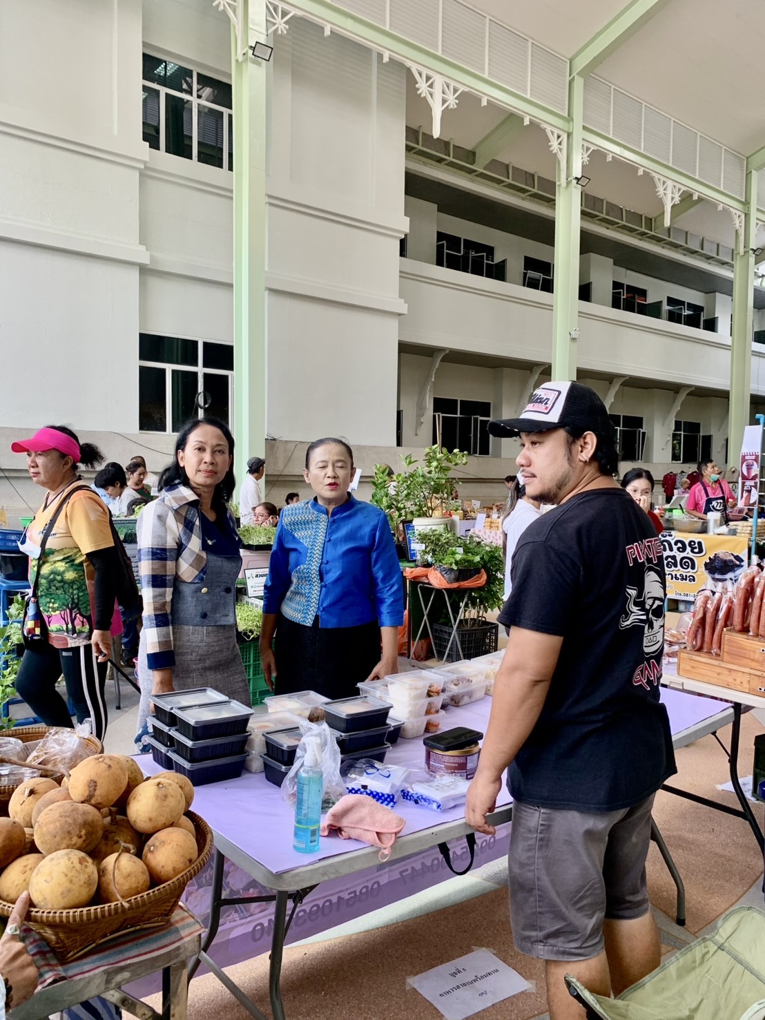 ✊✅สพจ.นนทบุรีขอเชิญชวนผู้ที่สนใจเข้ามาชิม ช้อป ใช้ ณ ตลาดโดมนนท์ ศาลากลางจังหวัดนนทบุรี