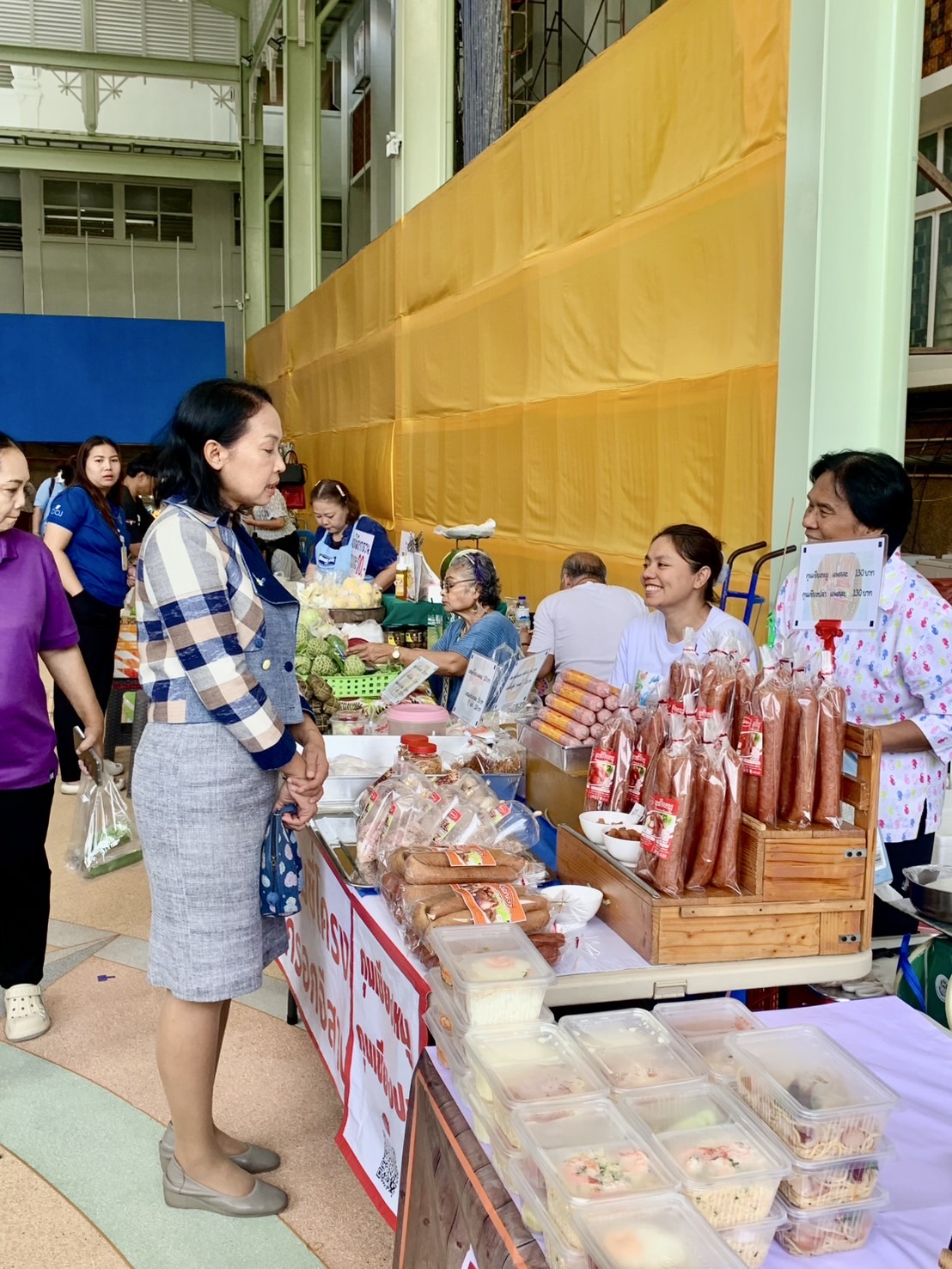 ✊✅สพจ.นนทบุรีขอเชิญชวนผู้ที่สนใจเข้ามาชิม ช้อป ใช้ ณ ตลาดโดมนนท์ ศาลากลางจังหวัดนนทบุรี